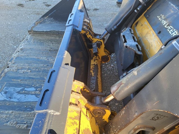 2018-deere-314g-image-11