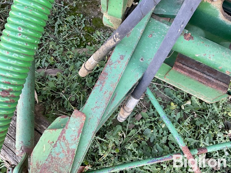 john-deere-38-image-10