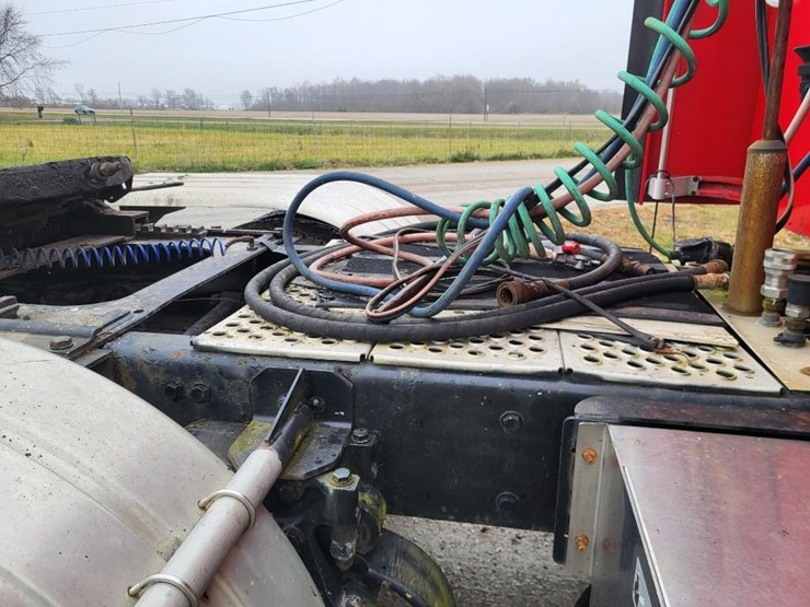 kenworth-t600-image-38