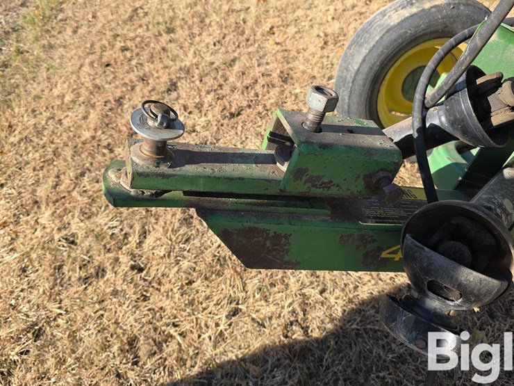 john-deere-450-image-9