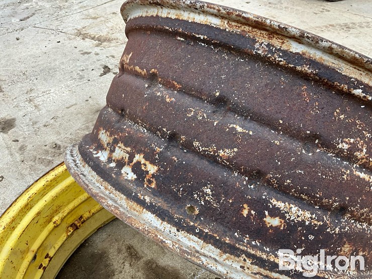 john-deere-38-image-17