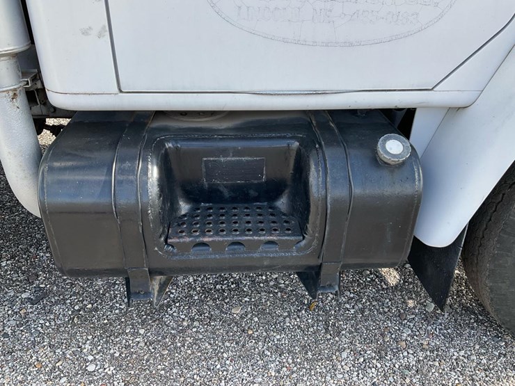 international-1854s-image-63