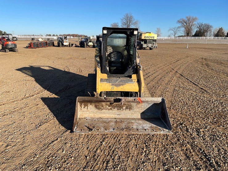 caterpillar-257b-image-7