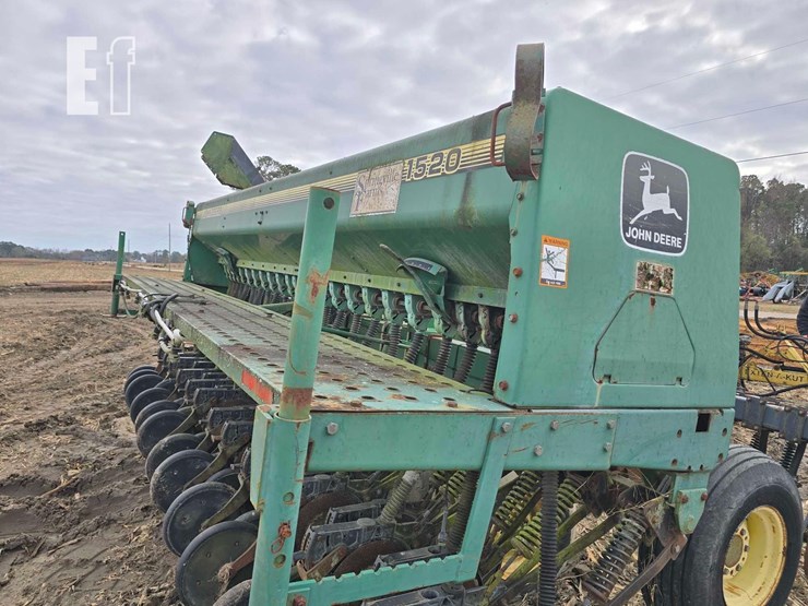 john-deere-1520-image-16