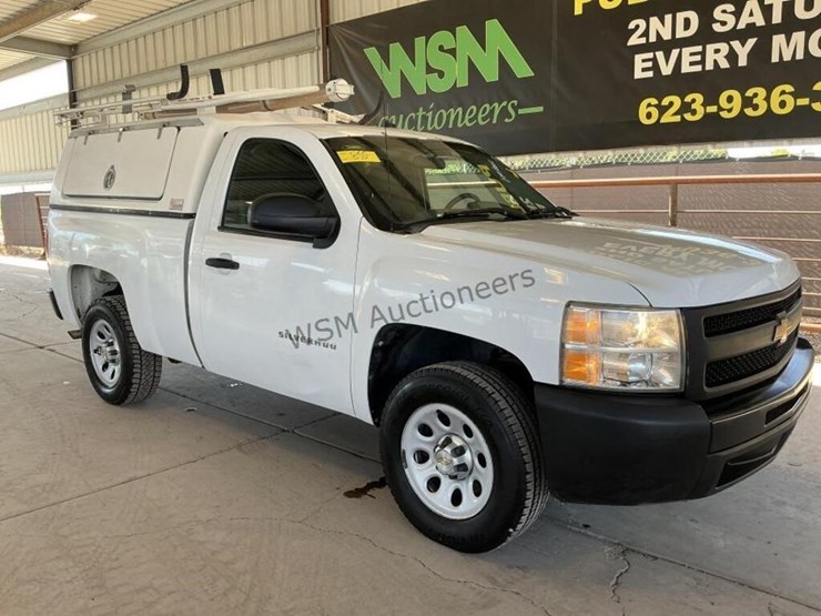 2012-chevrolet-silverado-1500-image-2