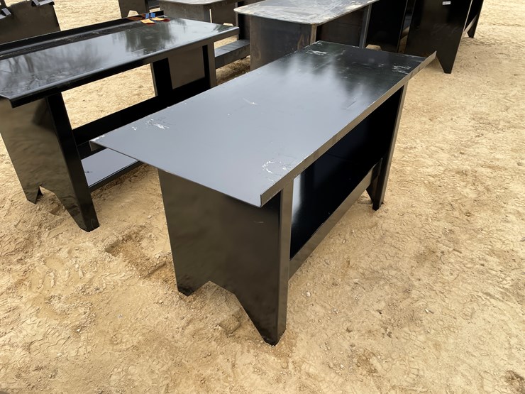 #2556-•-new-kc-60"-metal-work-bench-image-7