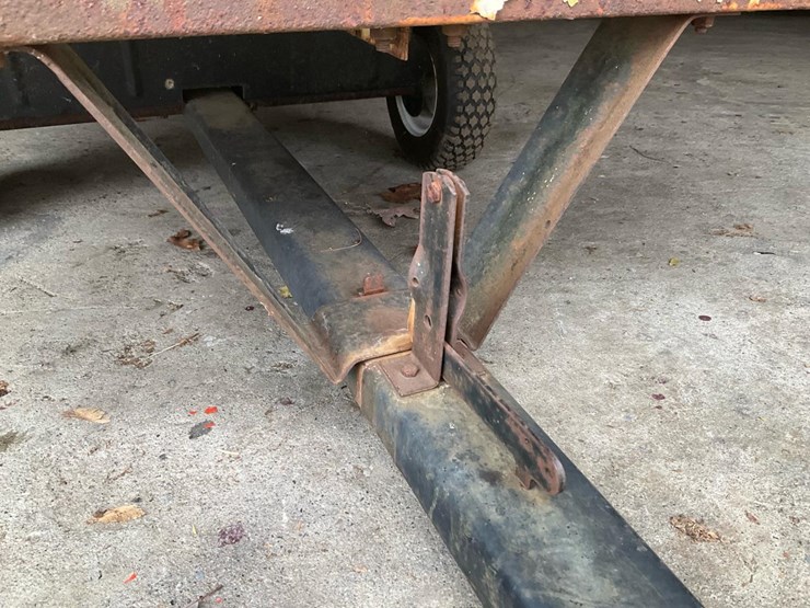 #2205-•-agri-fab-dump-trailer-image-8