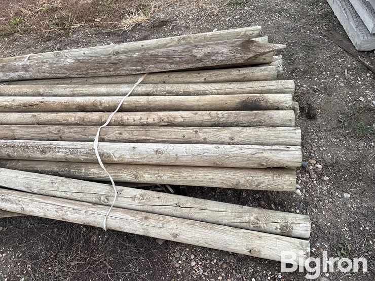 wood-posts-image-11