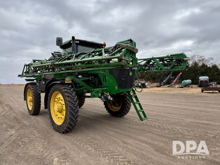 john-deere-r4045-image-2