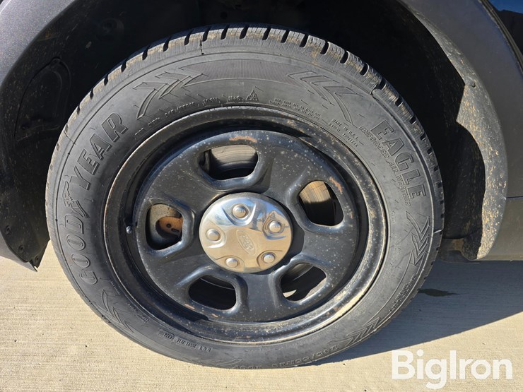 ford-explorer-police-interceptor-image-16