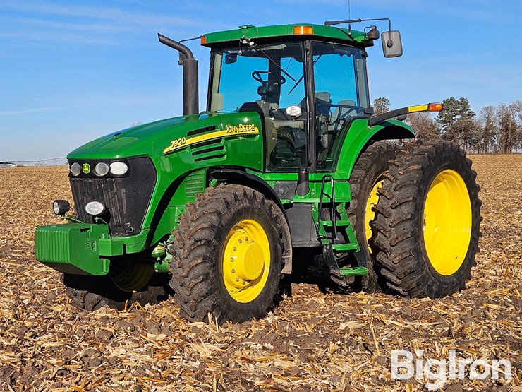 john-deere-7920-image-1