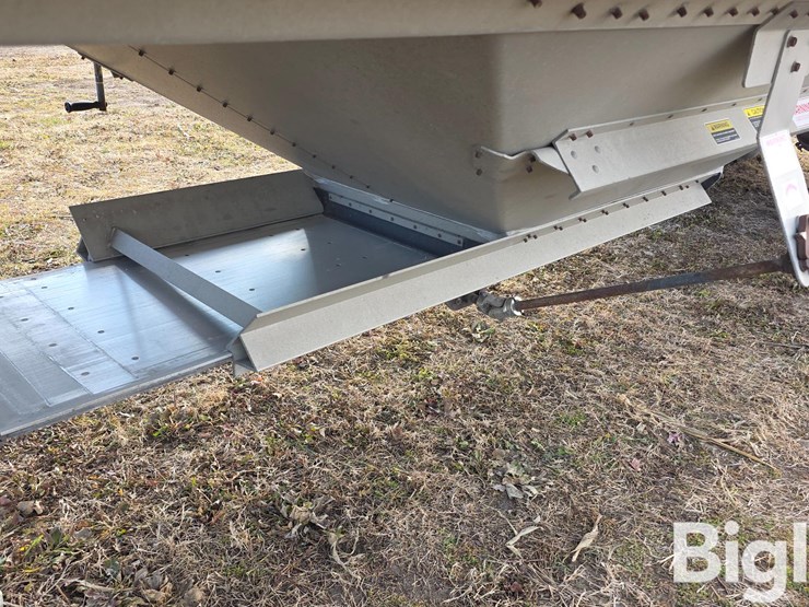 2015-timpte-supper-hopper-image-19