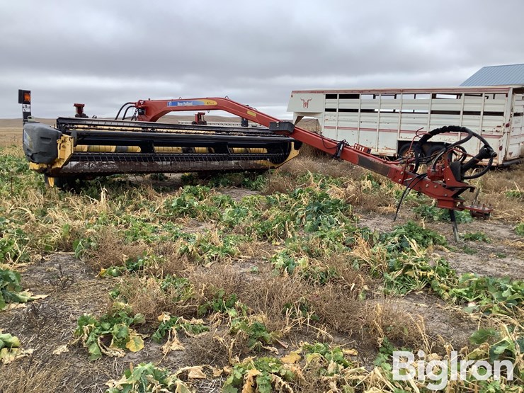 new-holland-h7150-image-3