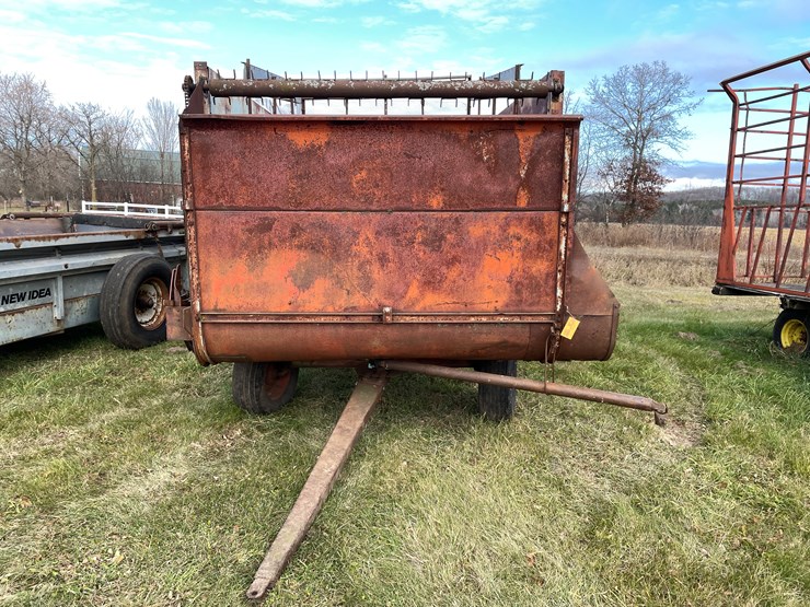 #200-•-forage-king-14"-chopper-box-(boyceville,-wi)-image-2