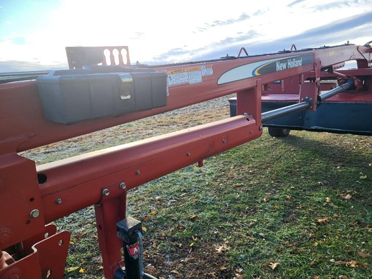 new-holland-1431-image-12