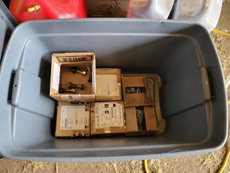 2014-new-holland-h7230-image-42