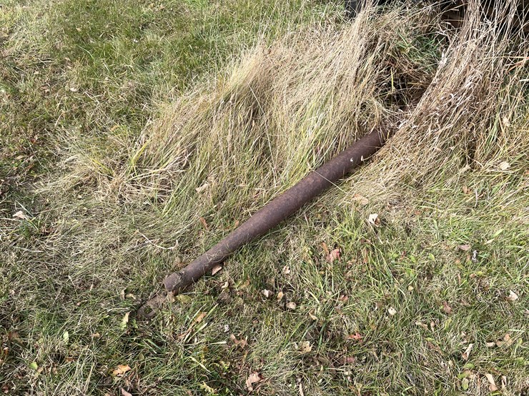 #210-•-16'-hay-rack-on-running-gear-(boyceville,-wi)-image-9