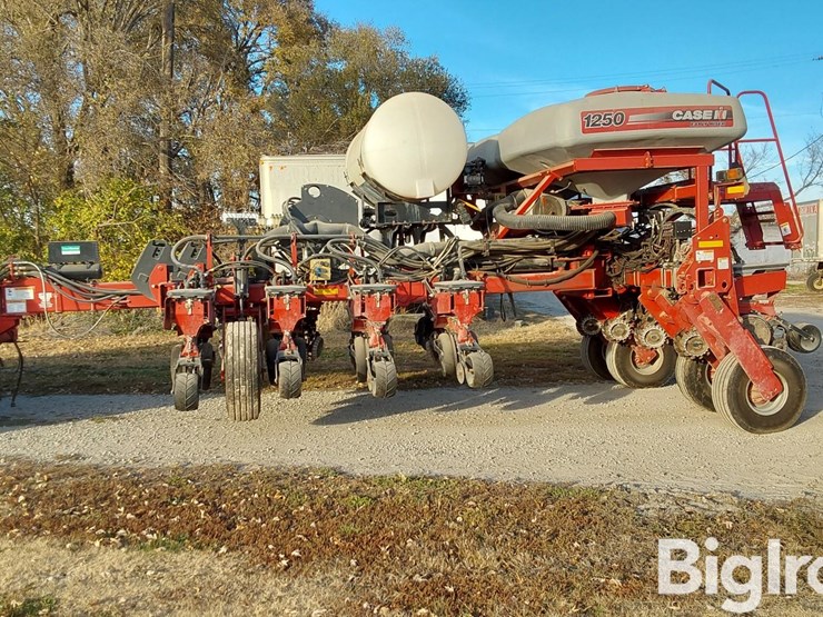 case-ih-1250-image-8