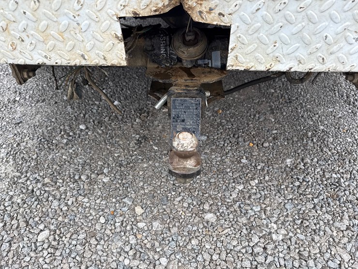 ford-f550-xl-image-15