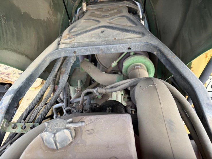 john-deere-7220-image-41