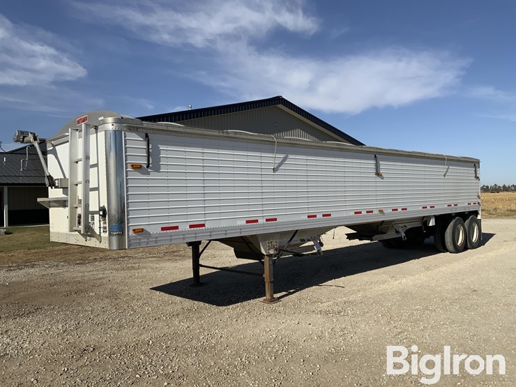 timpte-grain-trailer-image-1