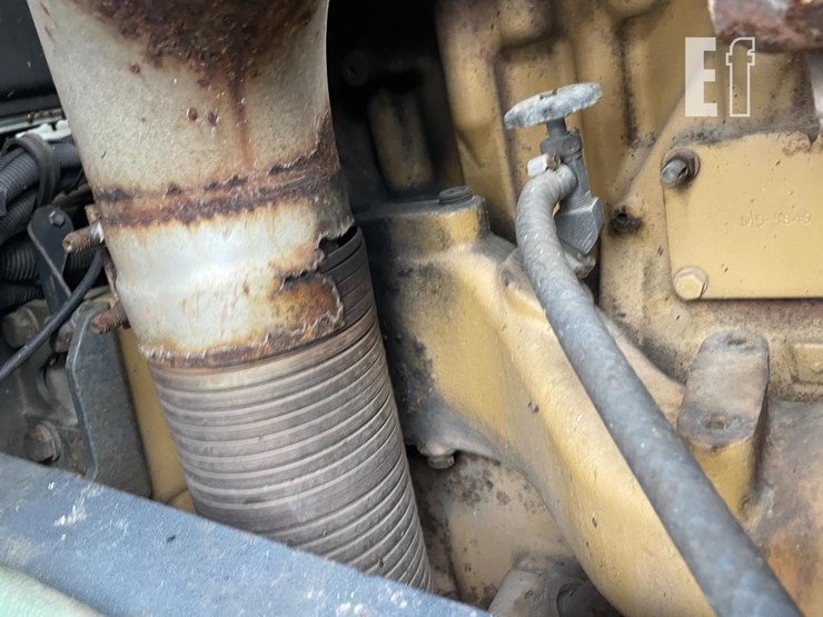 kenworth-t2000-image-11