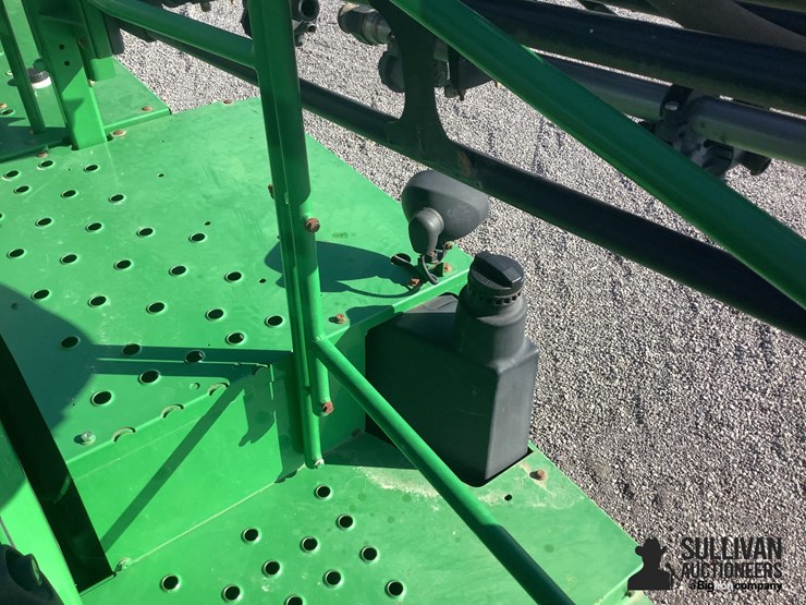 john-deere-4830-image-10