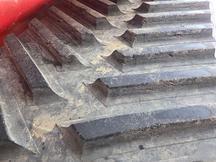 case-ih-620-image-48