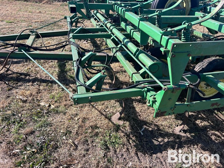 john-deere-1010-image-14