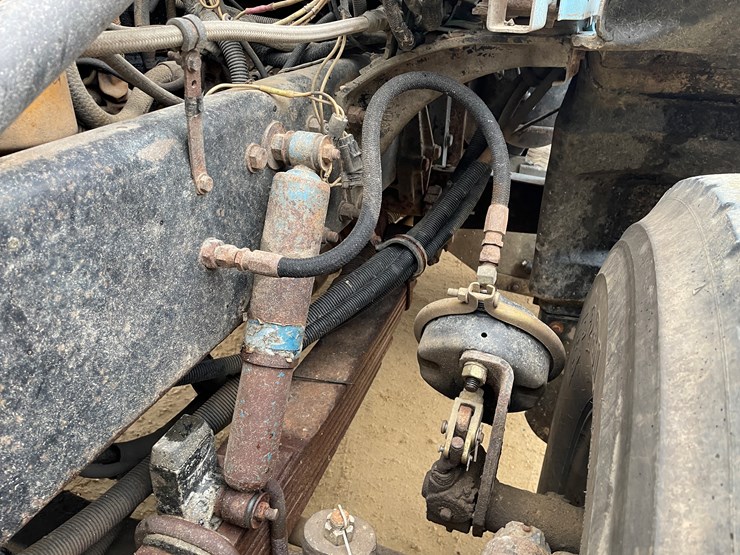 peterbilt-357-image-57