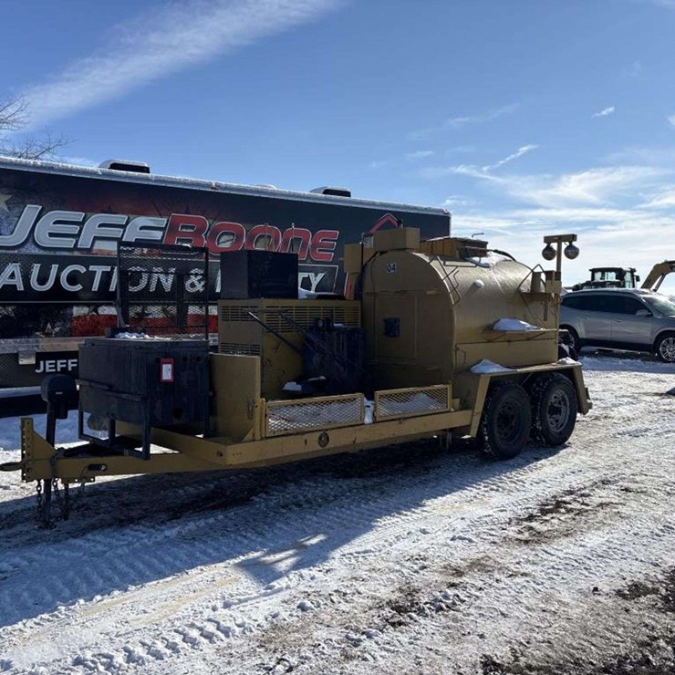 Seal-Rite SR-850 Seal Coating Trailer