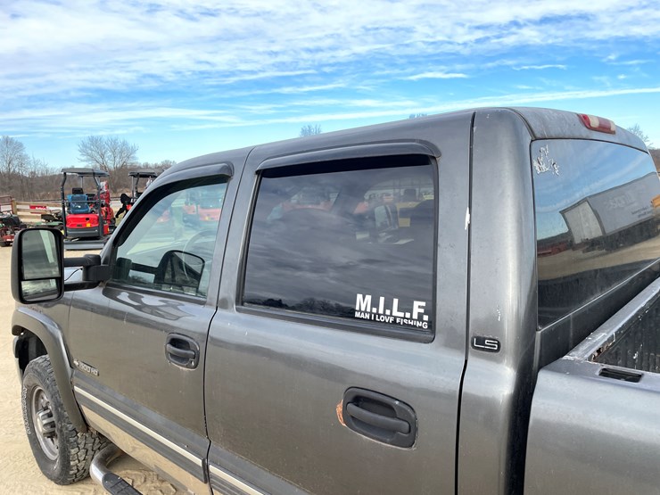 chevrolet-silverado-1500hd-image-39