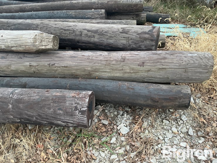 wood-posts-image-9