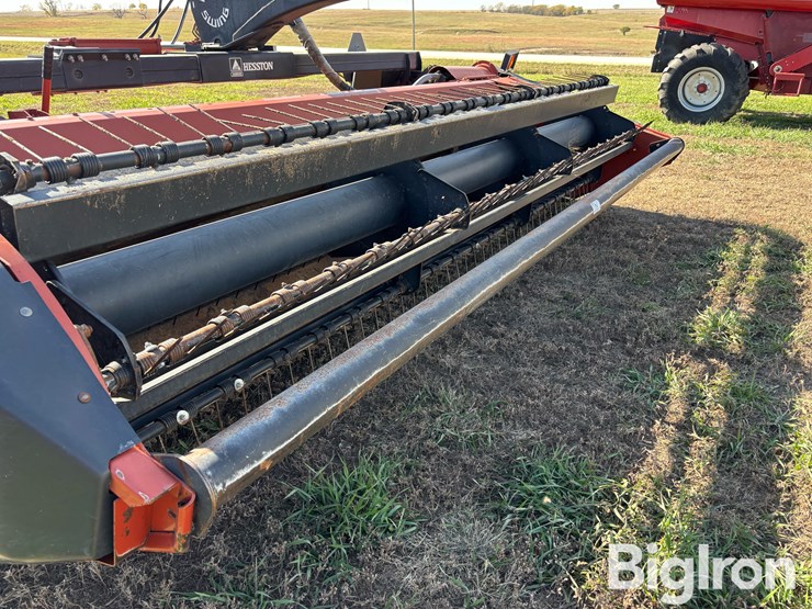 hesston-1265-image-16