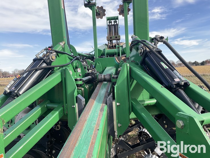 great-plains-yp1225-image-15