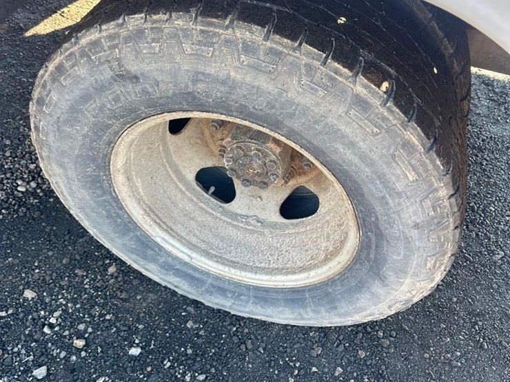 chevrolet-3500hd-image-9