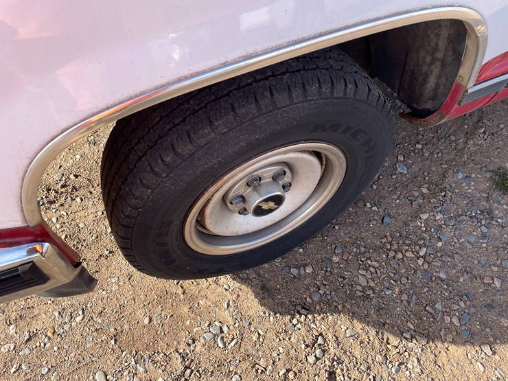 chevrolet-2500-image-8