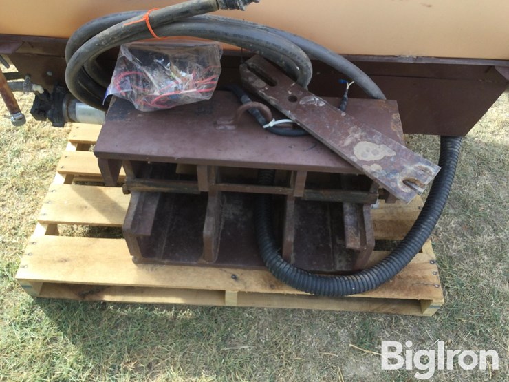 wylie-front-mount-liquid-fertilizer-tank-image-10