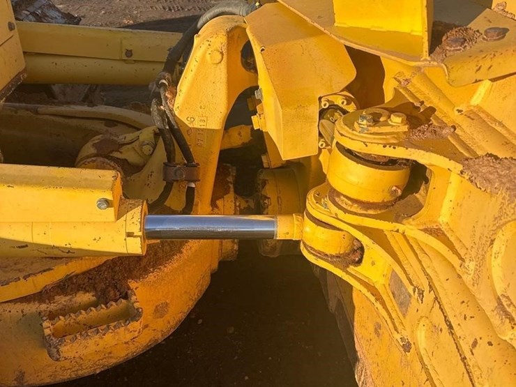 2019-komatsu-d51pxi-24-image-14