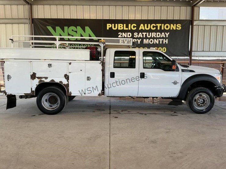 2016-ford-f550-image-1