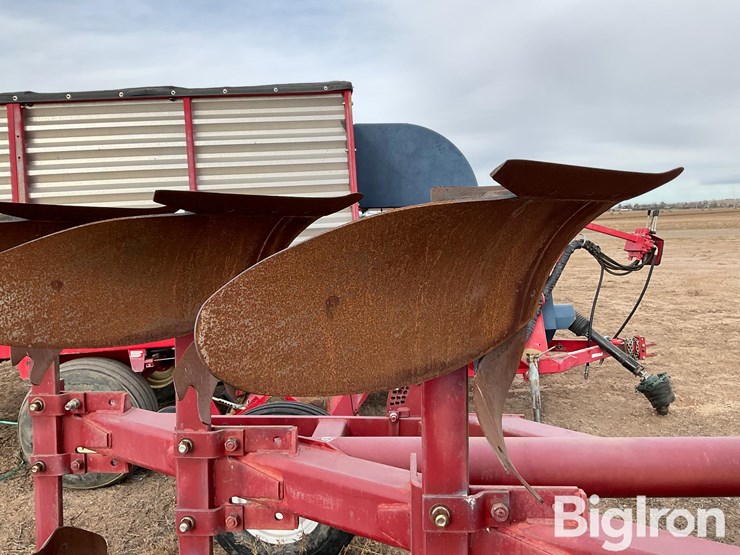 case-ih-165-image-18