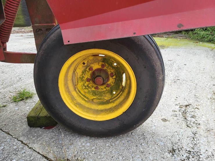 2014-new-holland-h7230-image-28