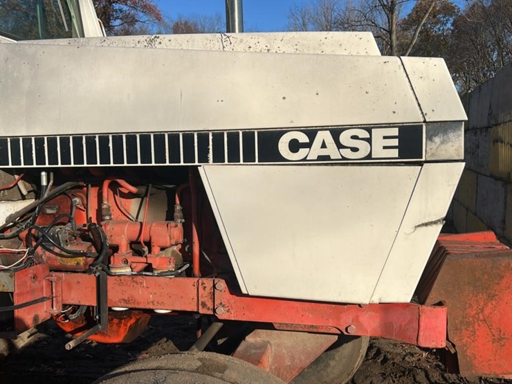 j-i-case-2590-image-28