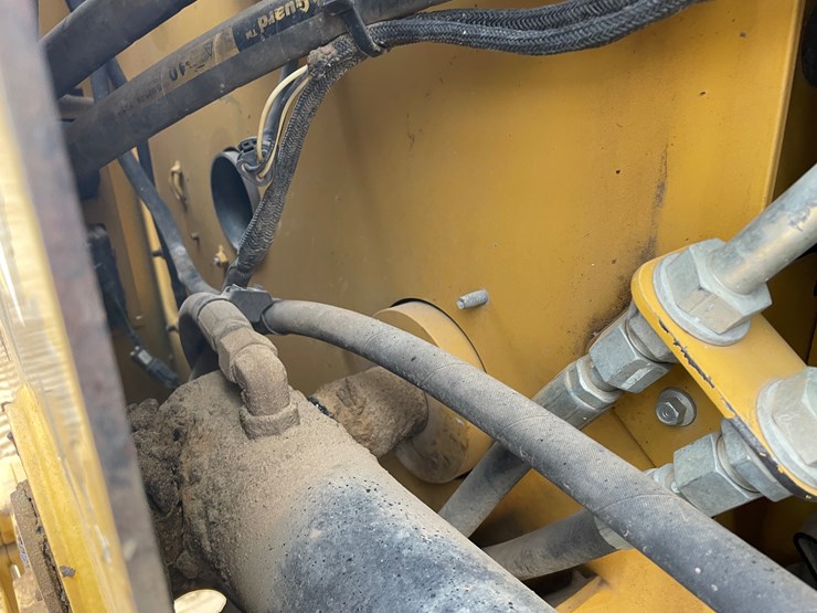 caterpillar-279d-image-20