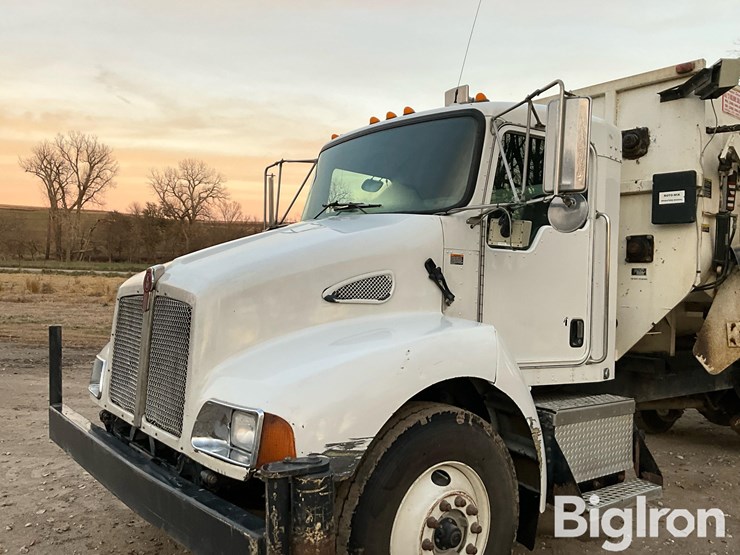 kenworth-t330-image-9