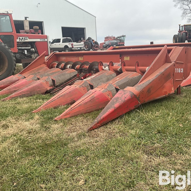 MASSEY-FERGUSON 1163
