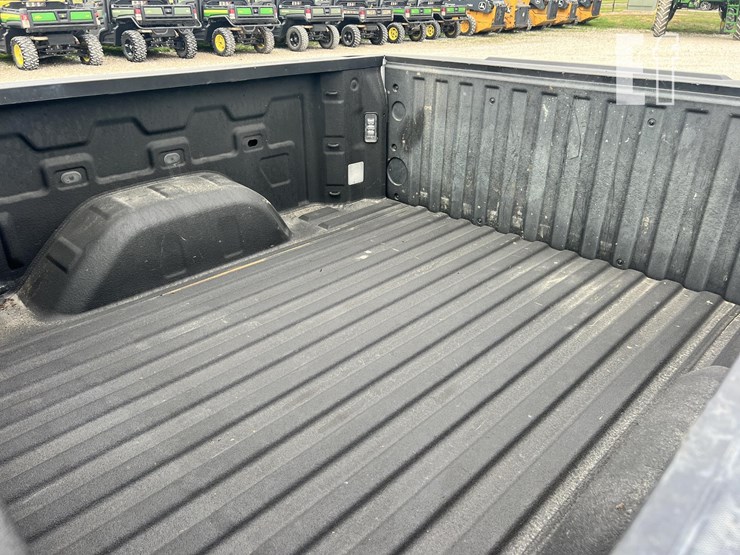 chevrolet-silverado-1500-image-8