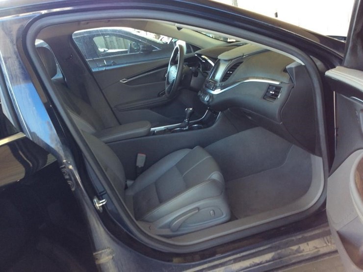 2018-chevrolet-impala-sedan-image-11