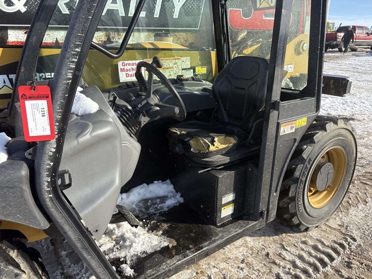 2019-caterpillar-255-image-14