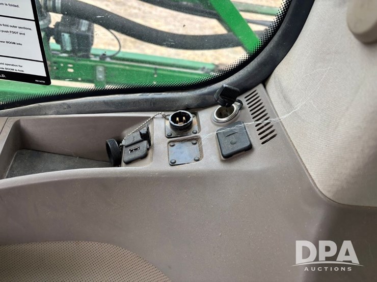 john-deere-r4045-image-130